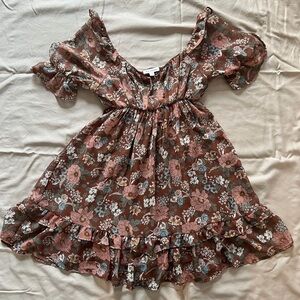Brown short sleeve floral mini dress with ruffle bottom
